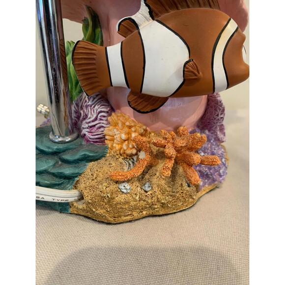 Finding Nemo Disney Store Pixar Table Lamp Missing Shade - Picture 3 of 15